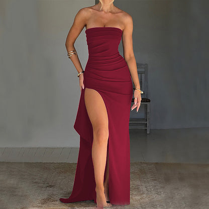 Long dress with backless slit