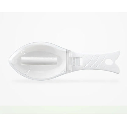 FishScales™ - Fish scaler with integrated reservoir